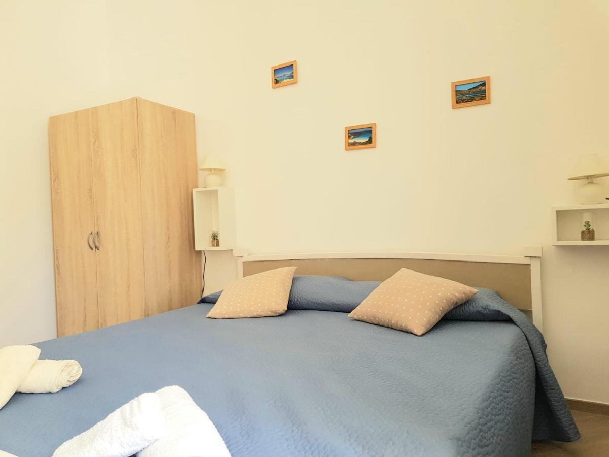 ポルト・トッレス Casa Di Giu Bed & Breakfast エクステリア 写真