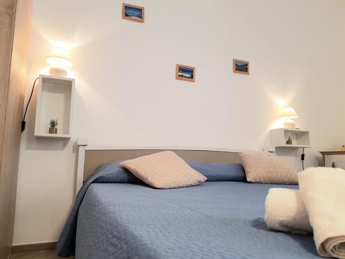 ポルト・トッレス Casa Di Giu Bed & Breakfast エクステリア 写真